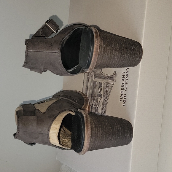 Timberland Boot Company Marge Ankle  Strap Shoe Color: Nine Iron US 10 - Picture 3 of 4